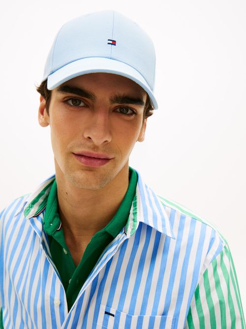 Gorra-de-beisbol-con-logo-bordado