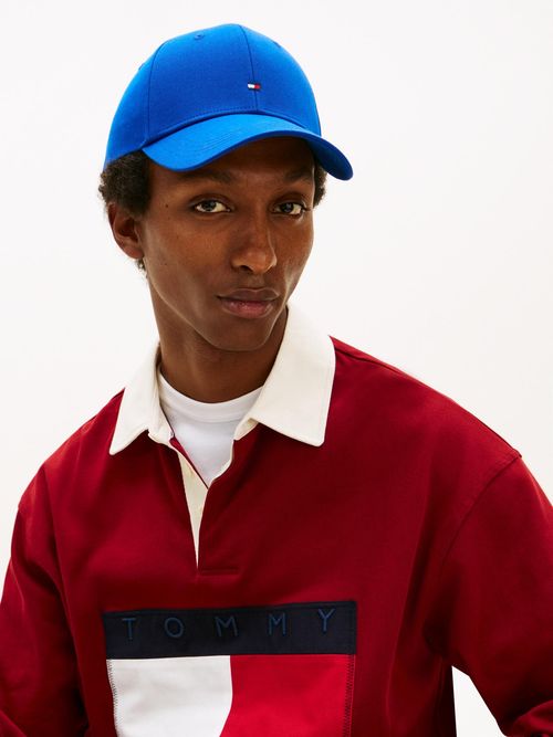 Gorra-de-beisbol-con-logo-bordado