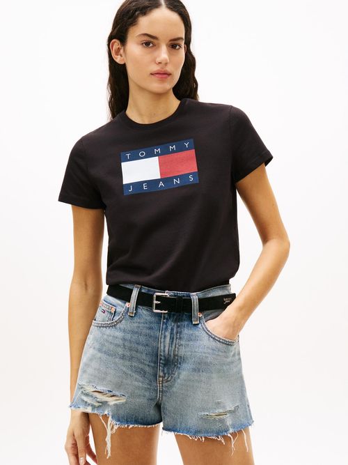 Camiseta-de-punto-con-parche-del-logo