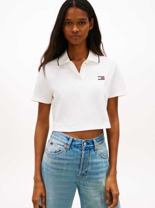 Polo-de-corte-cropped-con-diseño-de-rayas