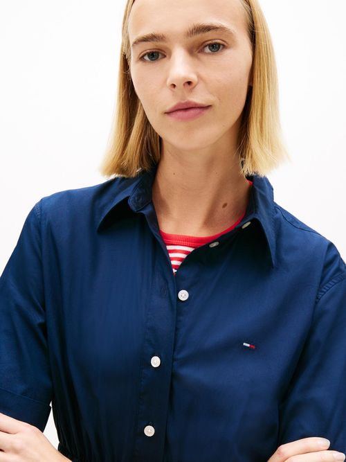 Vestido-de-rayas-con-corte-amplio