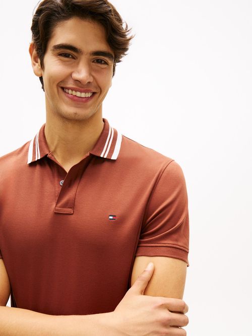 Polo-jacquard-con-cuello-ribeteado