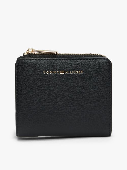 Billetera-TH-flag-compact