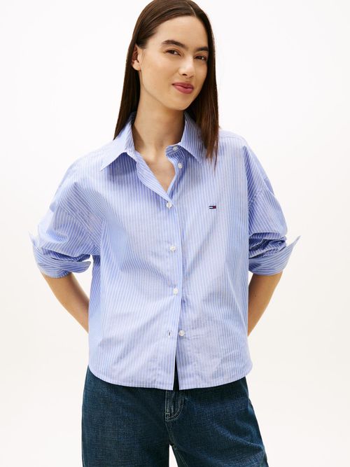 Camisa-de-corte-cropped-oversize-con-logo