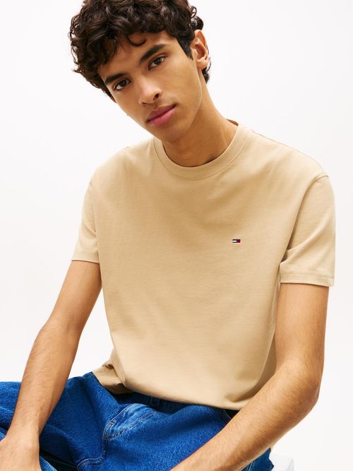 Camiseta-de-corte-regular-con-logo-bordado