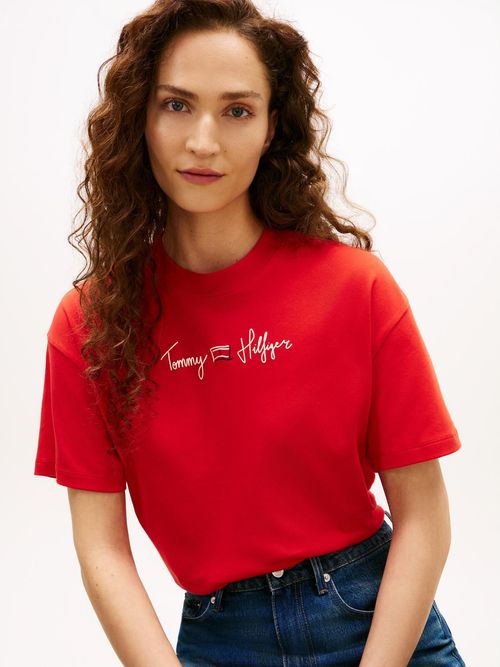 Camiseta-con-logo-grafico