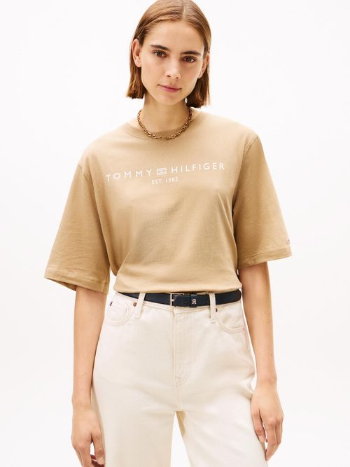 Camiseta-de-corte-amplio-con-logo