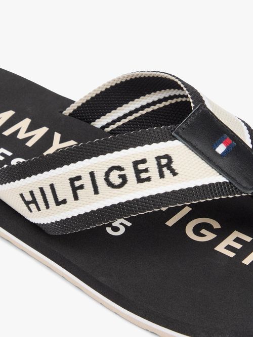 Chancletas-de-tiras-de-textil-trenzado-con-logo