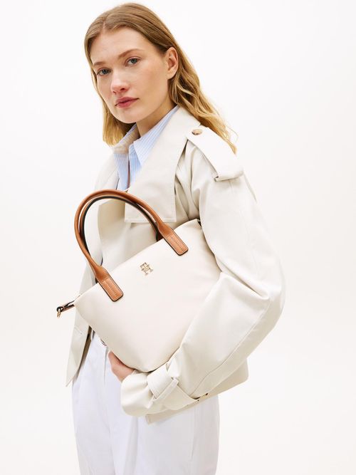 Bolso-tote-con-correa-cruzada-tejida