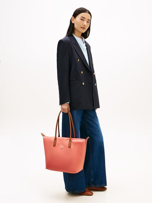 Bolso-tote-con-monograma-TH
