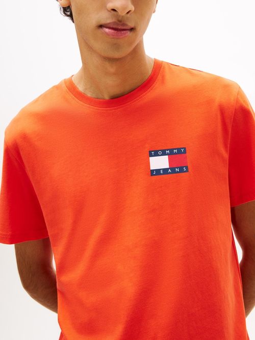 Camiseta-de-corte-slim-con-logo