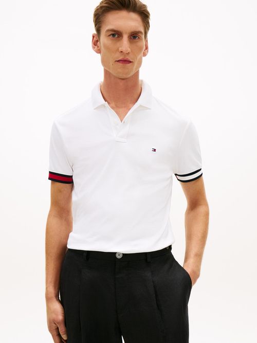 Polo-con-corte-slim-de-punto-interlock