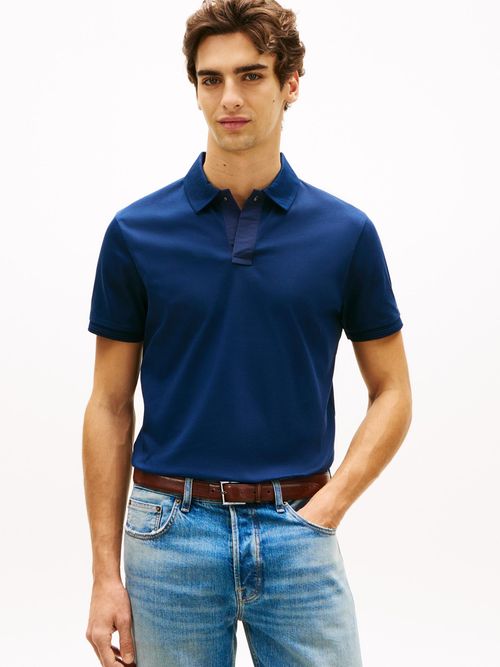 Polo-de-corte-regular-con-logo