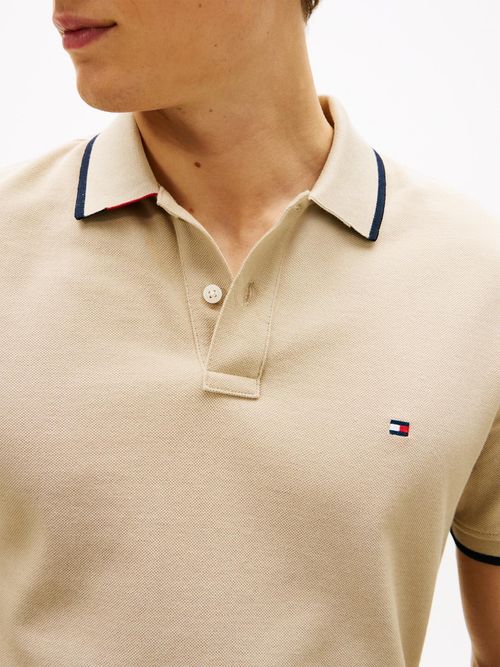 Polo-de-pique-con-corte-regular