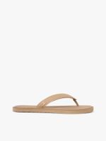 Chancletas-con-monograma-TH