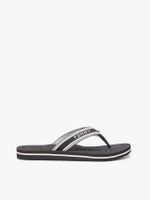 Chancletas-con-tiras-de-tejido-trenzado