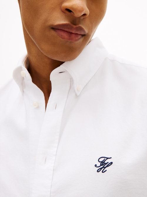 Camisa-Heritage-regular-con-logo