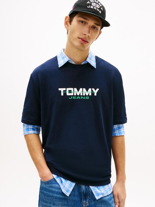 Camiseta-90s-con-logo