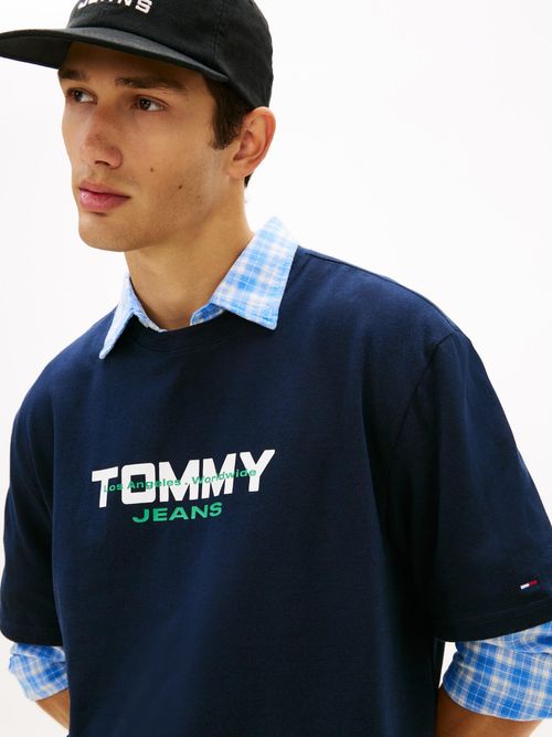 Camiseta-90s-con-logo