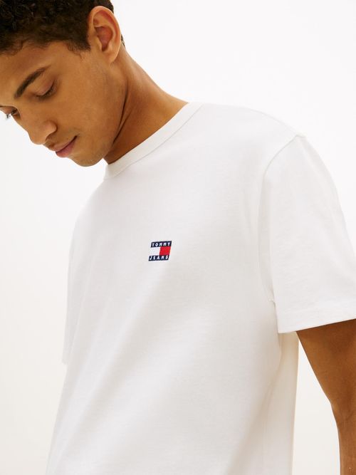 Camiseta-Tommy-Badge-de-punto