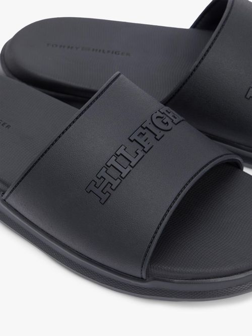 Chancletas-con-monotipo-Hilfiger
