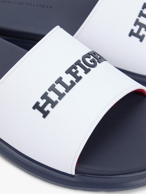 Chancletas-con-monotipo-Hilfiger