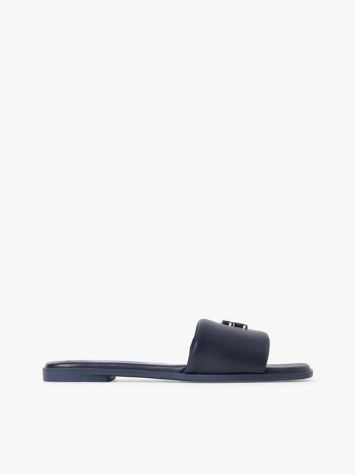 Mules-de-Cuero-con-monograma-TH