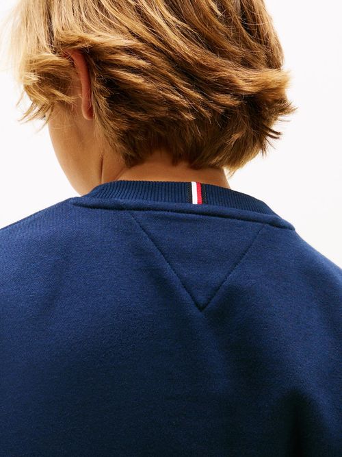 Abrigo-de-cuello-redondo-con-logo-bordado