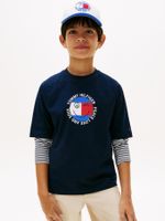 Camiseta-con-logo-grafico
