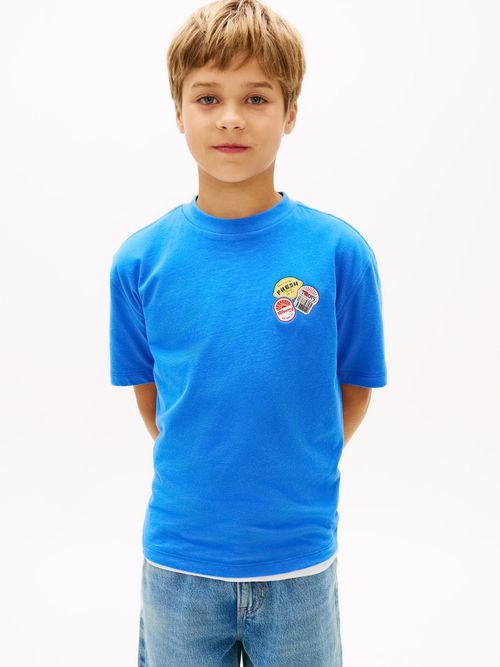 Camiseta-grafica-con-estampado-para-niños