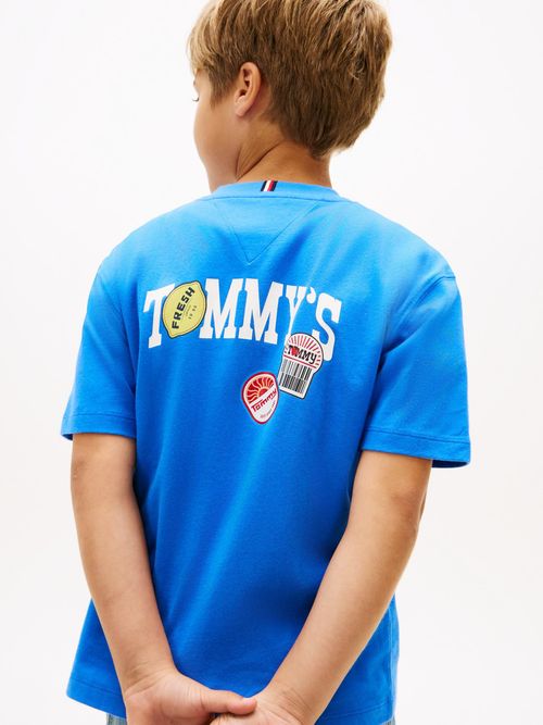 Camiseta-grafica-con-estampado-para-niños