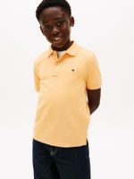 Polo-con-logo-y-corte-regular-essential