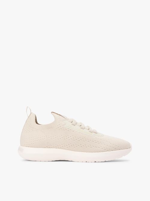 Zapatillas-sin-cordones-estilo-calcetin